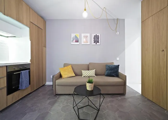 Torrassa Cozy Apartment By Olala Homes